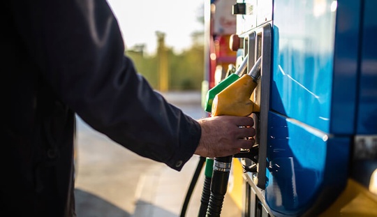 Consumer Confidence at the Pump